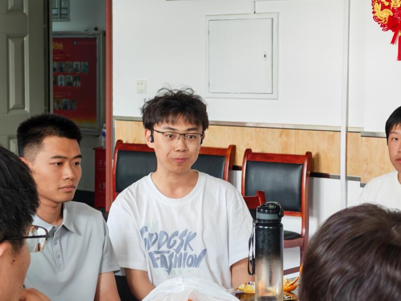 图示, 示意图
中度可信度描述已自动生成:ver1